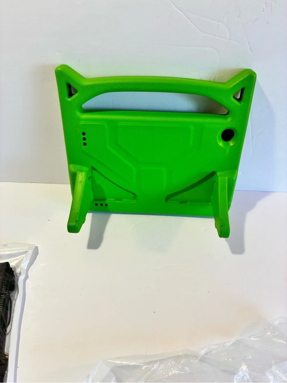 New Kids EVA Foam Shockproof Tablet Case w/ Adjustable Shoulder Strap Green for